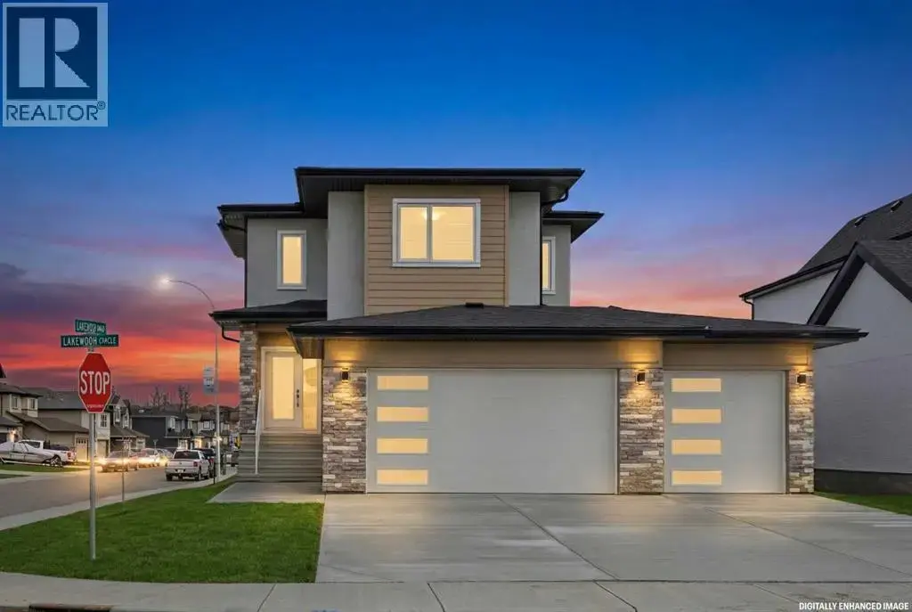 3 Lakewood Point, Strathmore