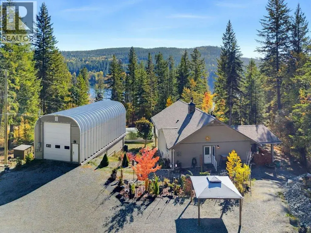 741 Gardom Lake Road, Enderby