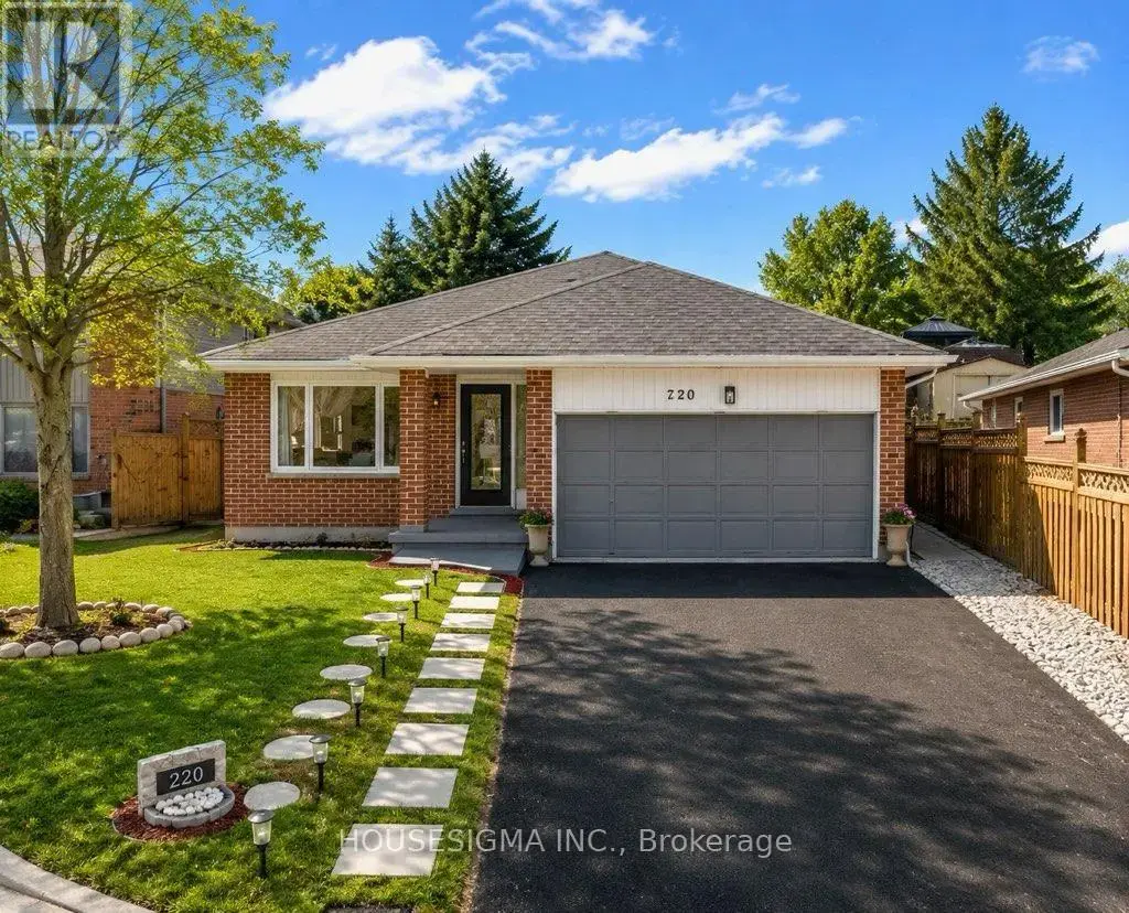 220 Killarney Grove, London North (North H)