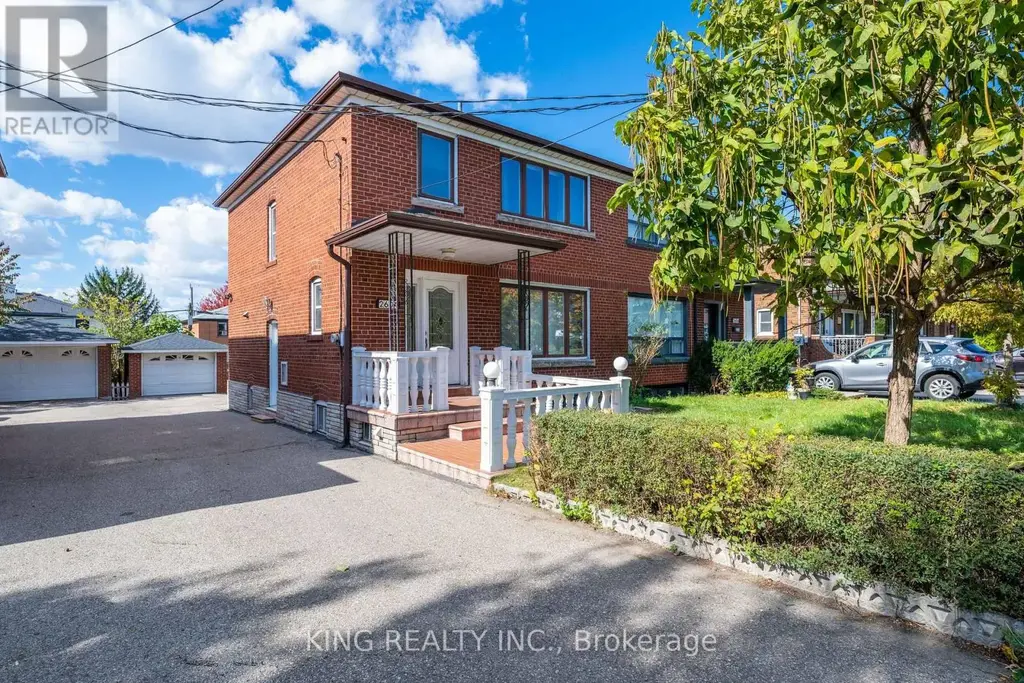 2604 Keele Street, Toronto (Maple Leaf)