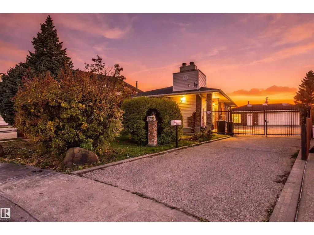 3224 89 St Nw, Edmonton