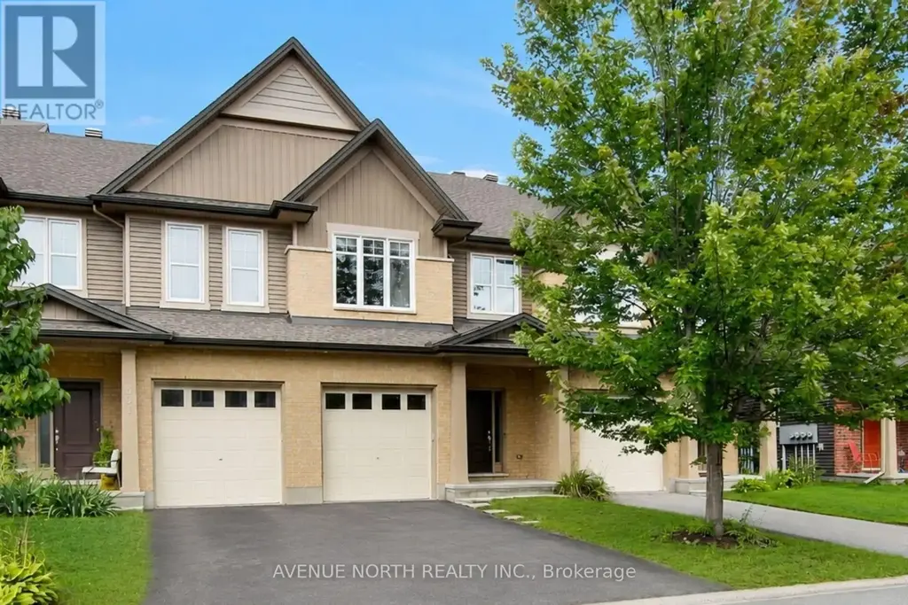 303 Wood Acres Grove, Ottawa