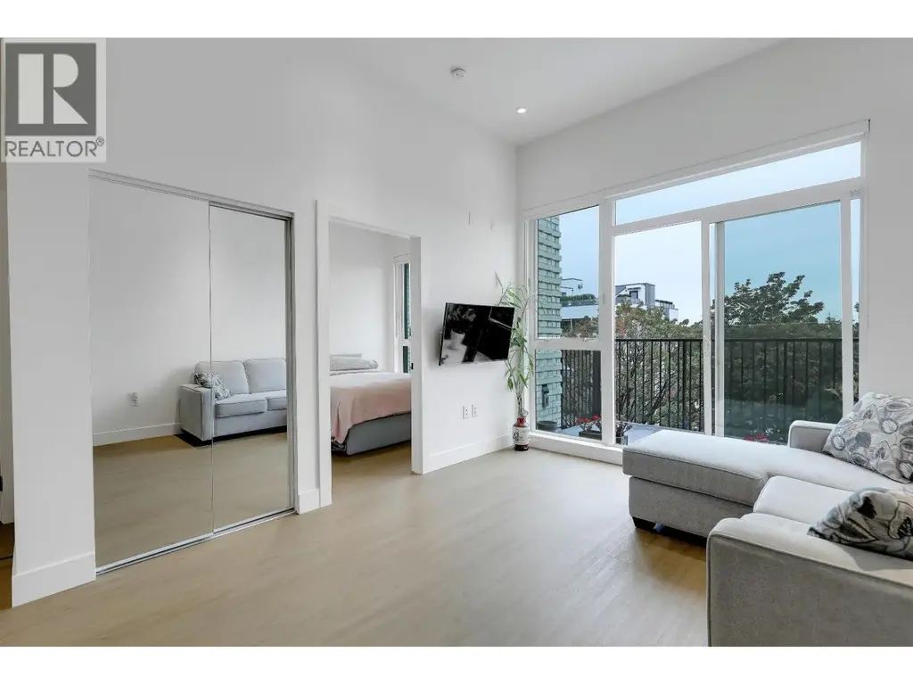 604 2235 E Broadway, Vancouver