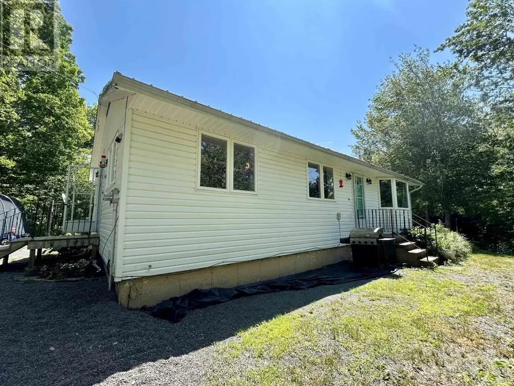 1209 Highway 4, Mount Thom
