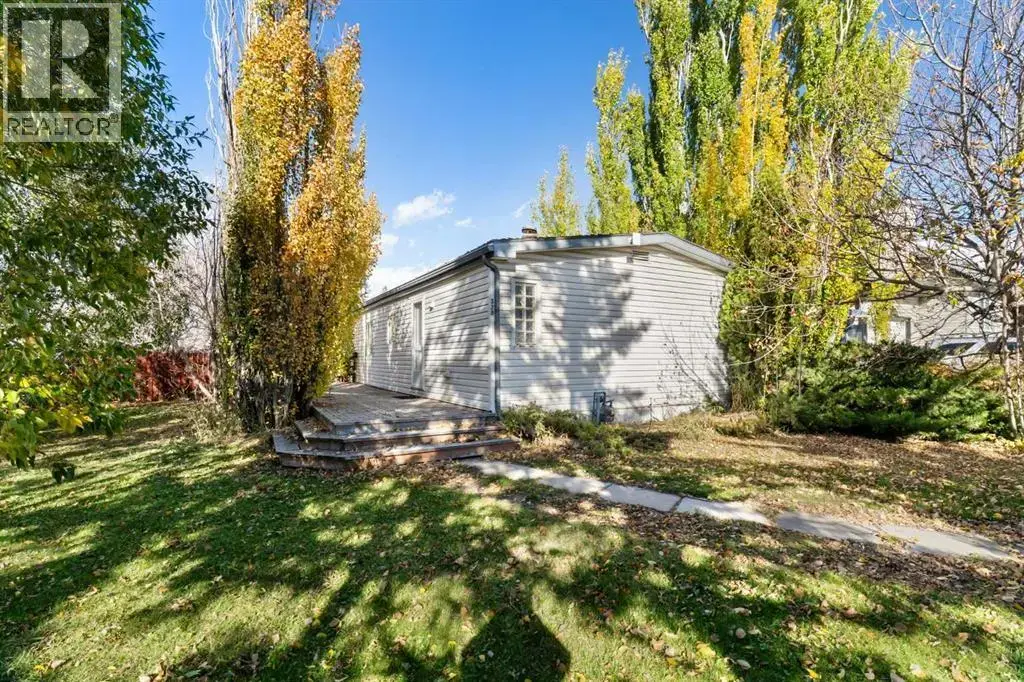 320 Railway Avenue Nw, Langdon