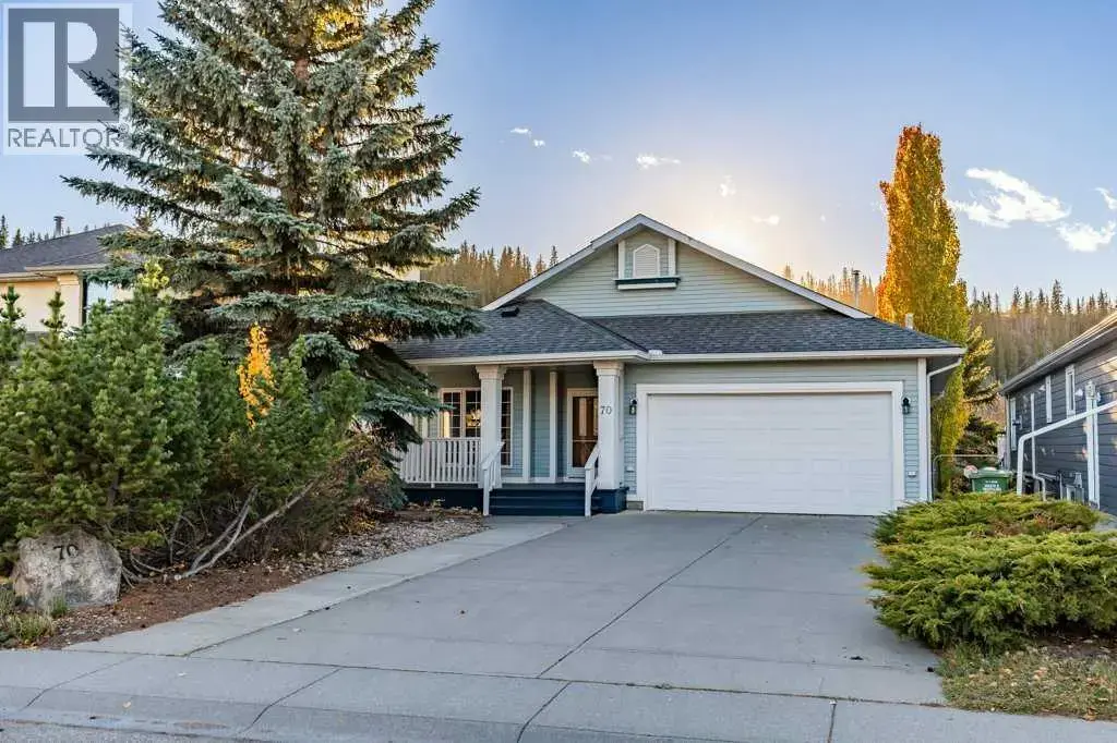 70 Riverview Circle, Cochrane