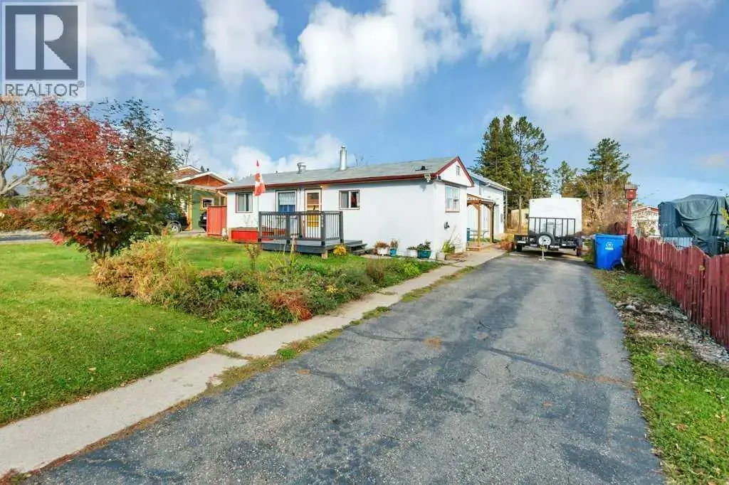 4910 56 Avenue, Rimbey