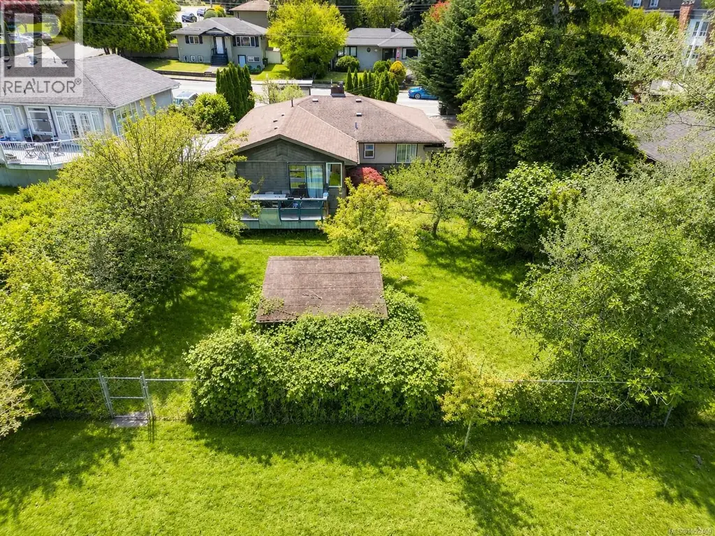 1736 Cedar Hill Cross Rd, Saanich