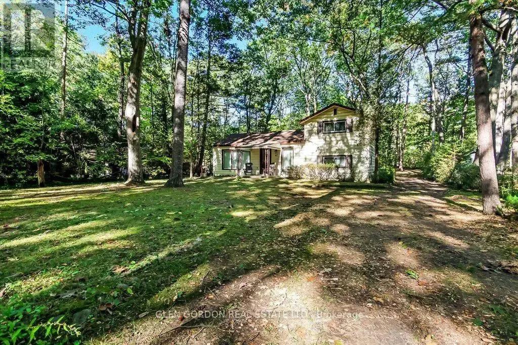 10282 Birch Lane, Lambton Shores (Grand Bend)