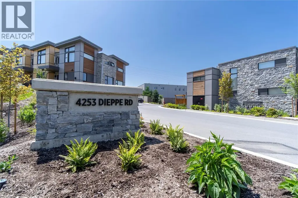 29 4253 Dieppe Rd, Saanich