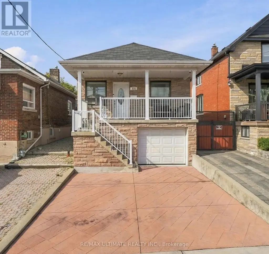 372 Blackthorn Avenue, Toronto (Keelesdale-Eglinton West)