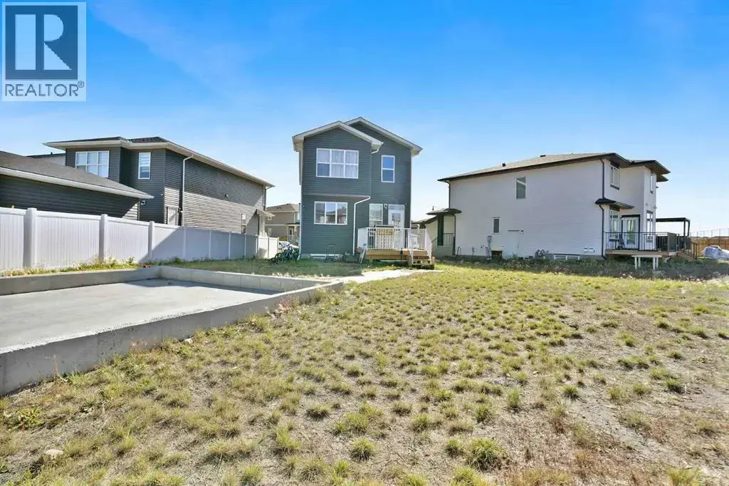 143 Dawson Wharf Rise, Chestermere