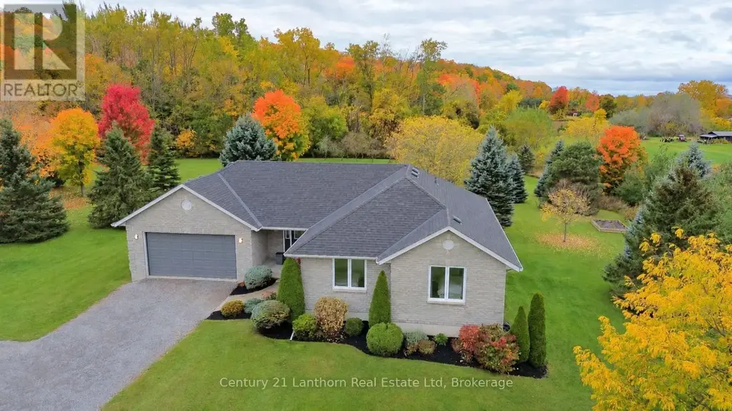 377 Pulver Road, Prince Edward County (Ameliasburg Ward)