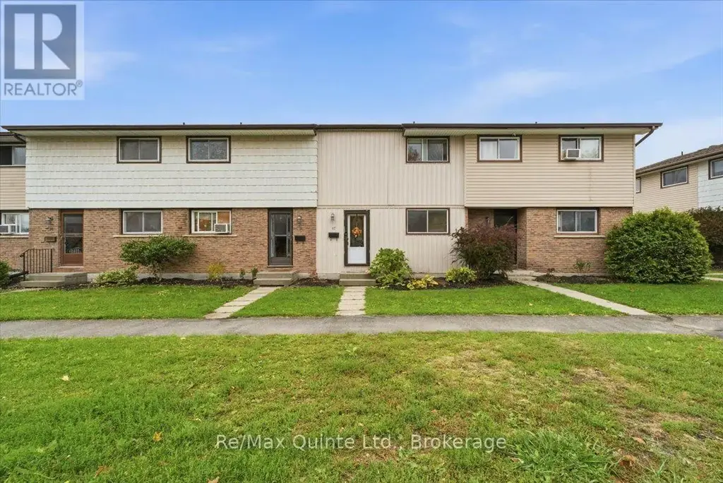17 - 17 Tiffany Place, Quinte West (Trenton Ward)