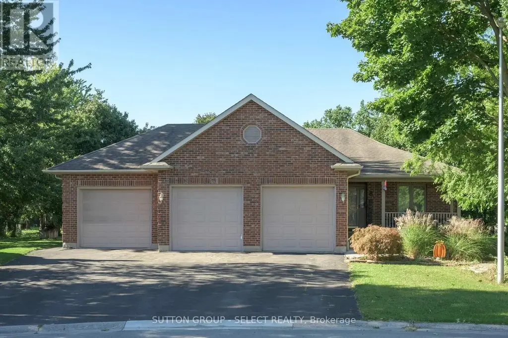 8 Kennedy Court, Middlesex Centre (Ilderton)