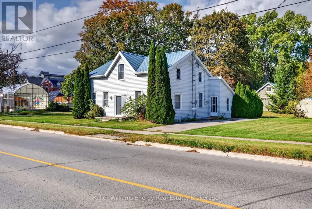 176 Wellington Main Street, Prince Edward County (Wellington)