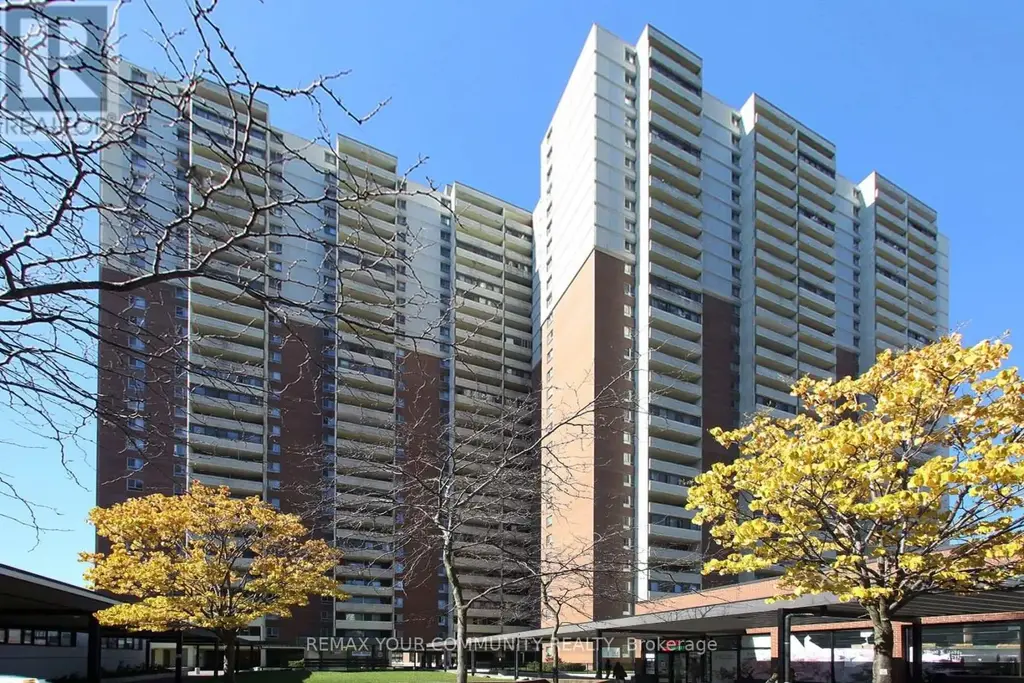 2602 - 5 Massey Square, Toronto (Crescent Town)