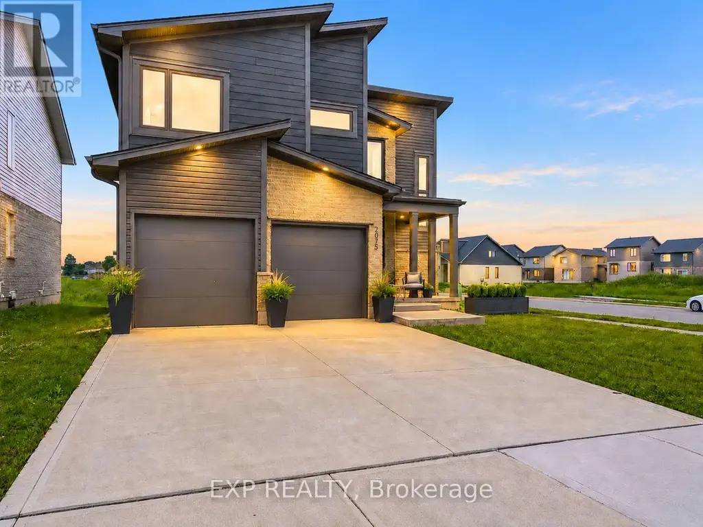 2075 Evans Boulevard, London South (South U)
