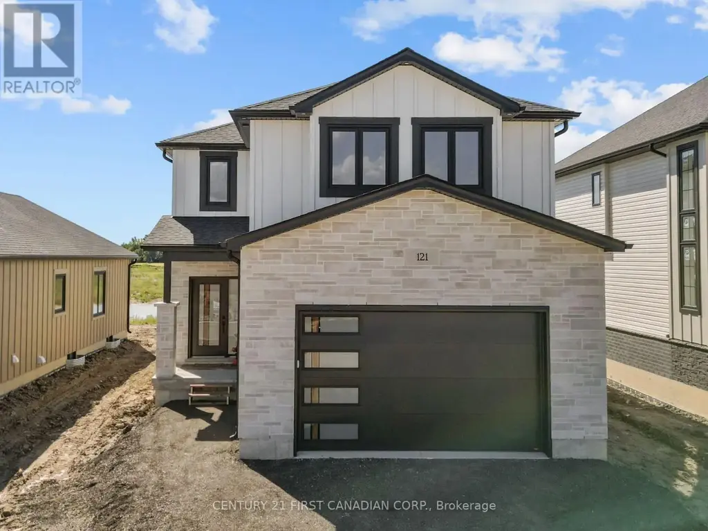 121 Addison Avenue, Lucan Biddulph (Lucan)