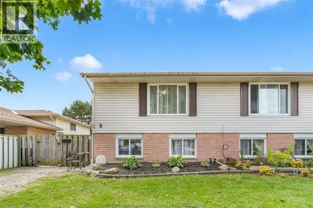 8 Timothy Crescent, Chatham