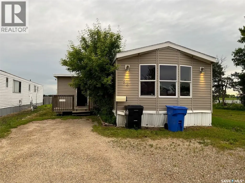 83 106 1st Avenue, Weyburn