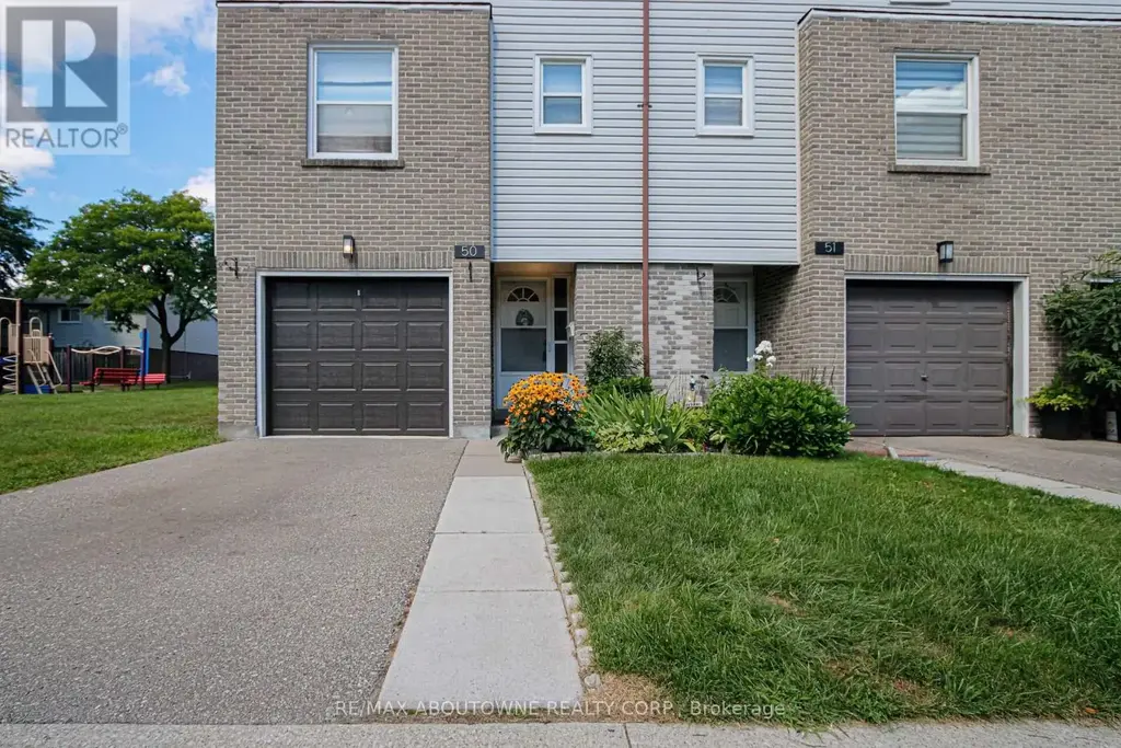 50 - 2440 Bromsgrove Road, Mississauga (Clarkson)