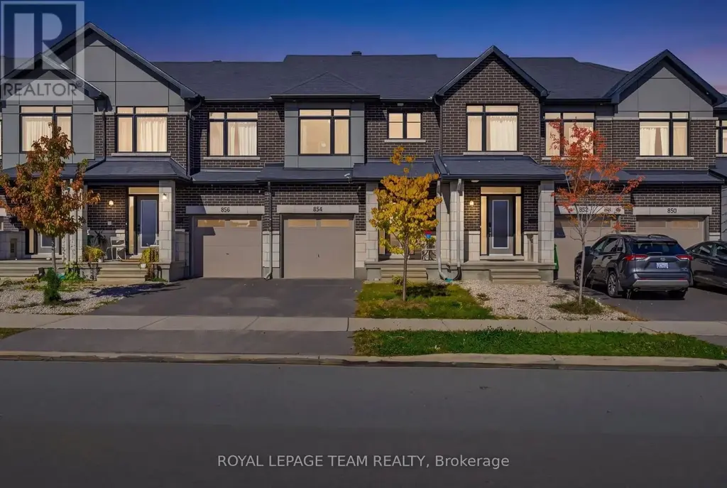 854 Solarium Avenue, Ottawa