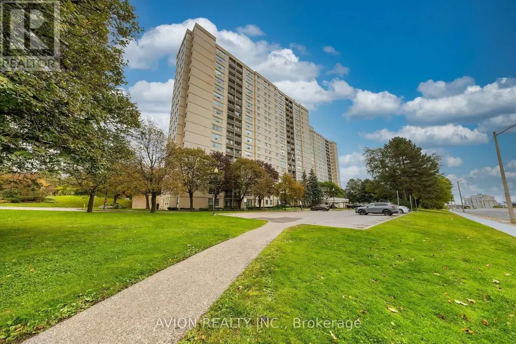 1911 - 5 Parkway Forest Drive, Toronto (Henry Farm)