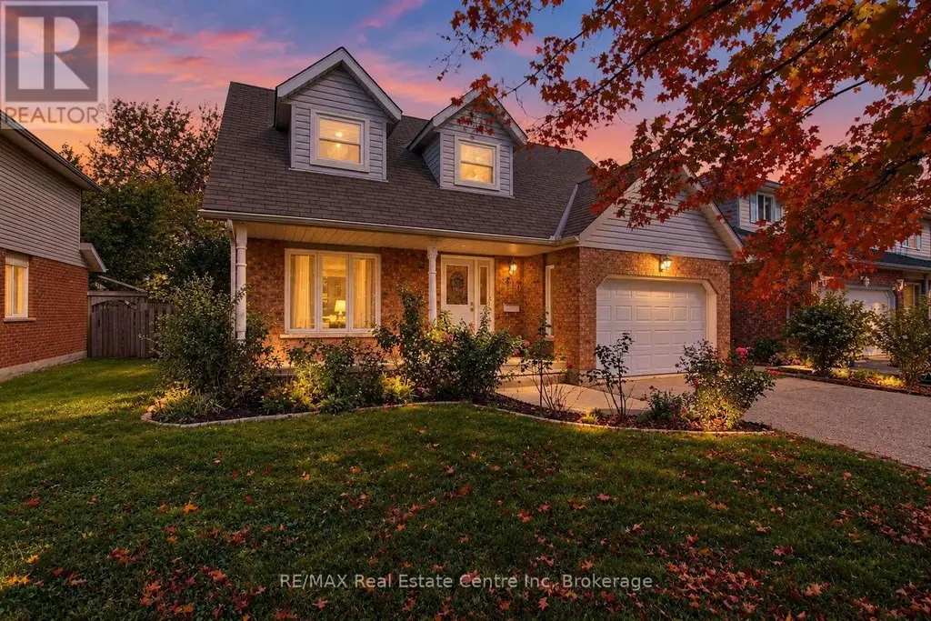 210 Elmira Road S, Guelph (Willow West/Sugarbush/West Acres)