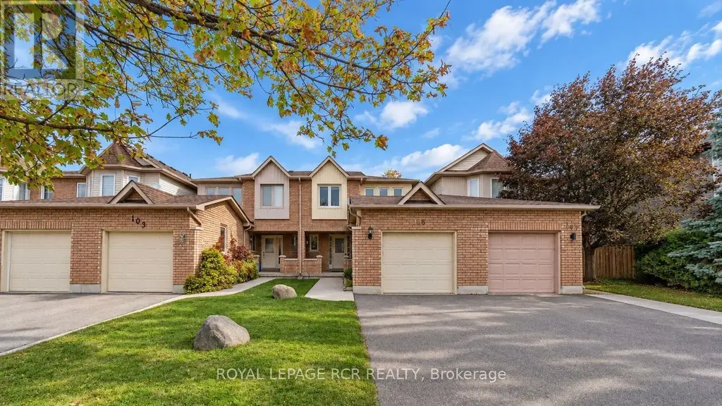 105 Hanton Crescent, Caledon (Bolton East)