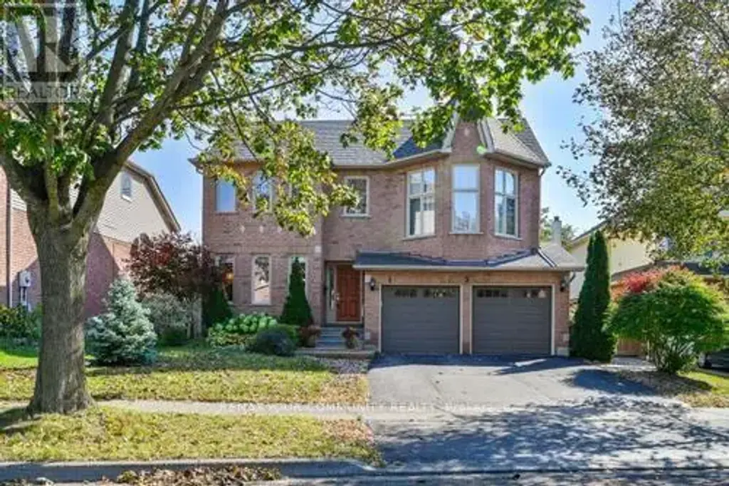 5 Lofthouse Drive, Whitby (Rolling Acres)