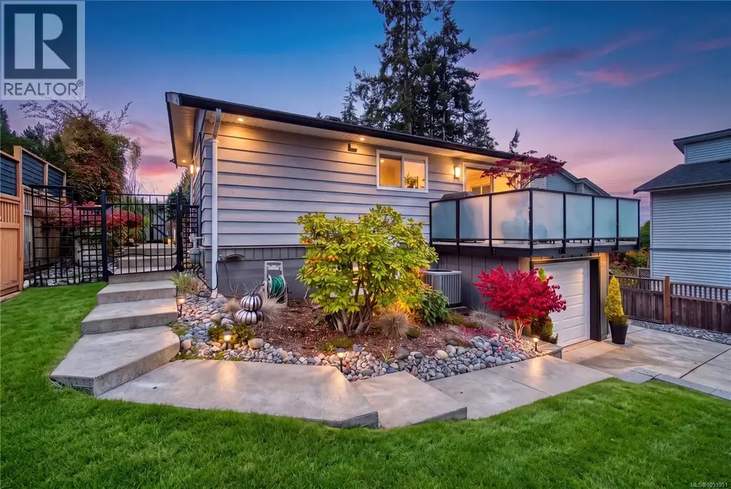 5861 Emil Pl, Nanaimo