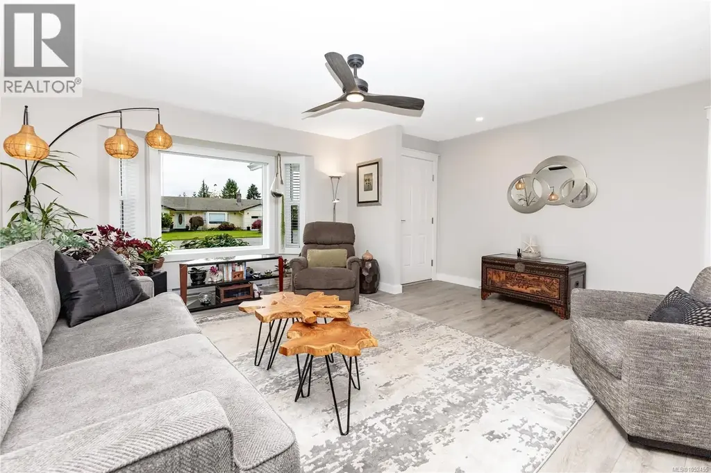 32 Oregon Rd, Campbell River