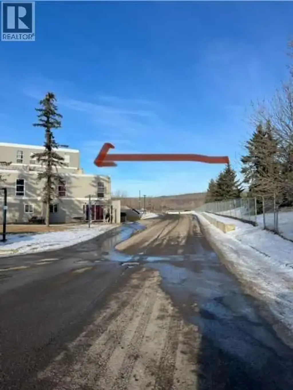 1600, 21 Macdonald Drive, Fort McMurray
