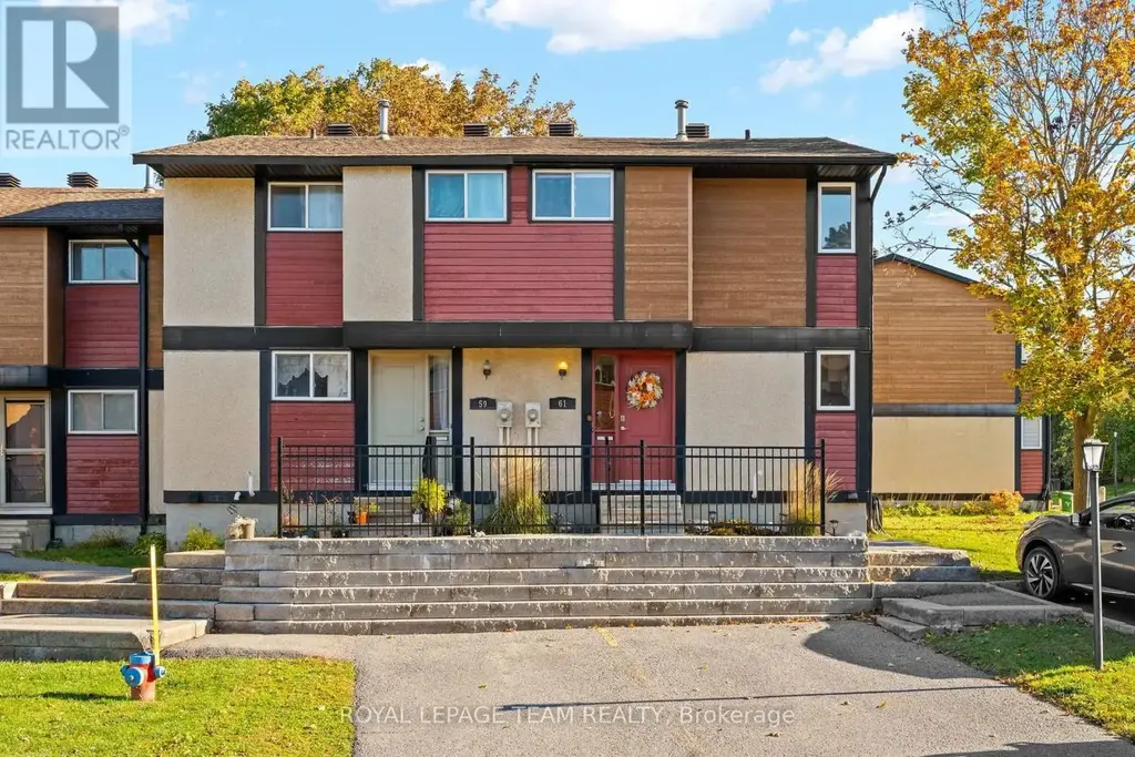92 - 61 Mcclintock Way, Ottawa
