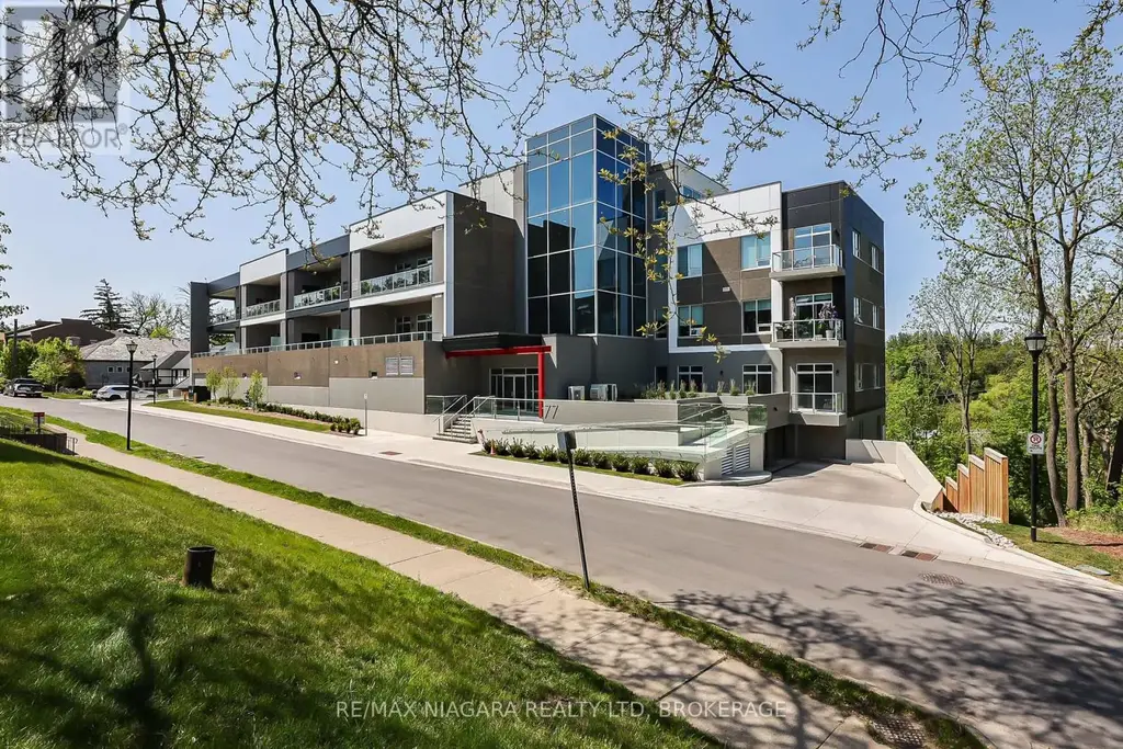 505 - 77 Yates Street, St. Catharines (Downtown)