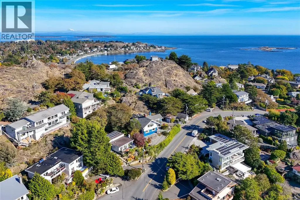 50 King George Terr, Oak Bay