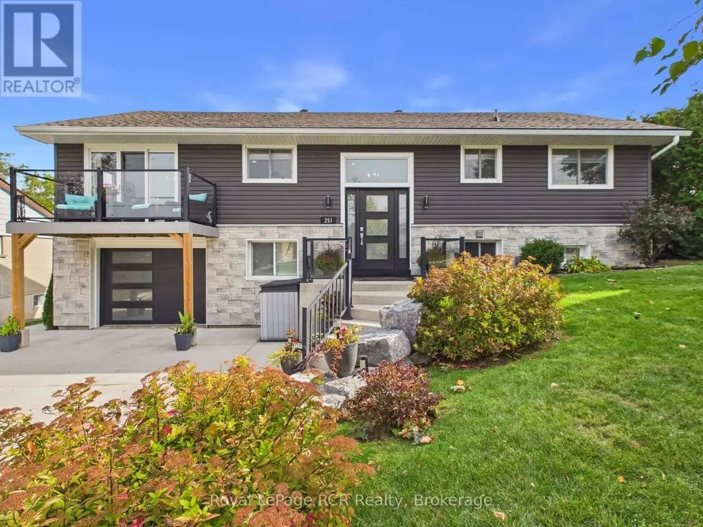 251 Pearson Street, Meaford