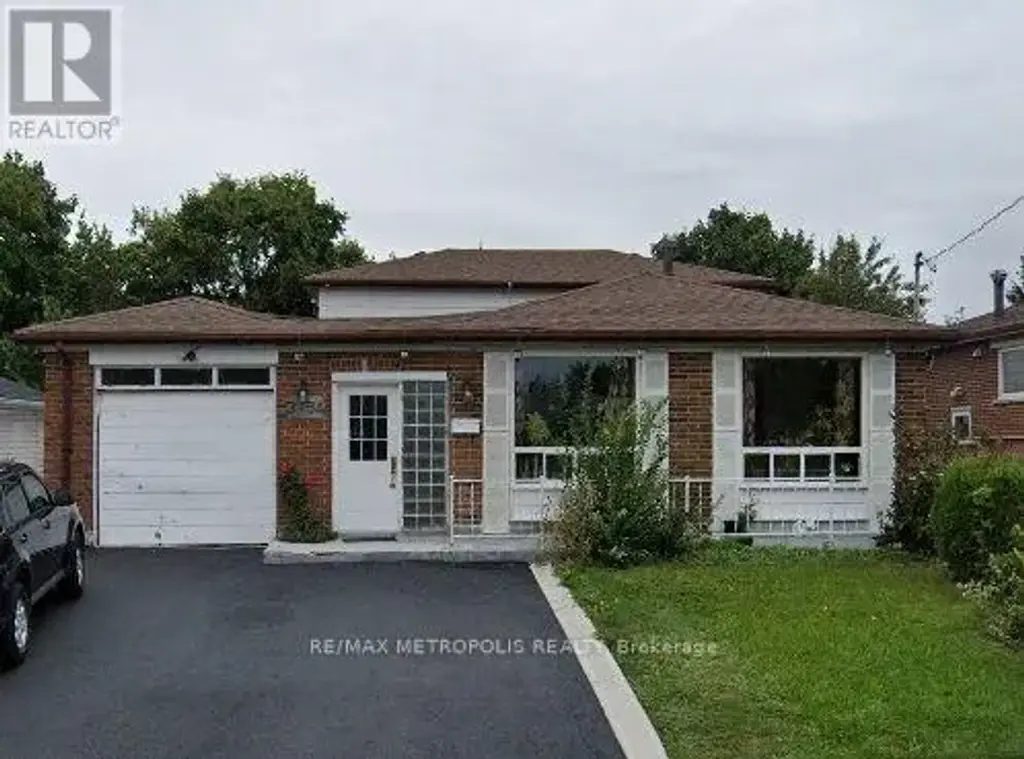 3794 Woodruff Crescent, Mississauga (Malton)