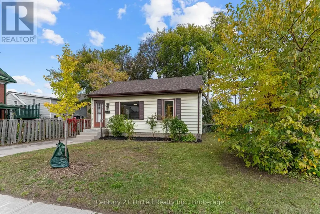 1026 Braund Place, Peterborough (Town Ward 3)