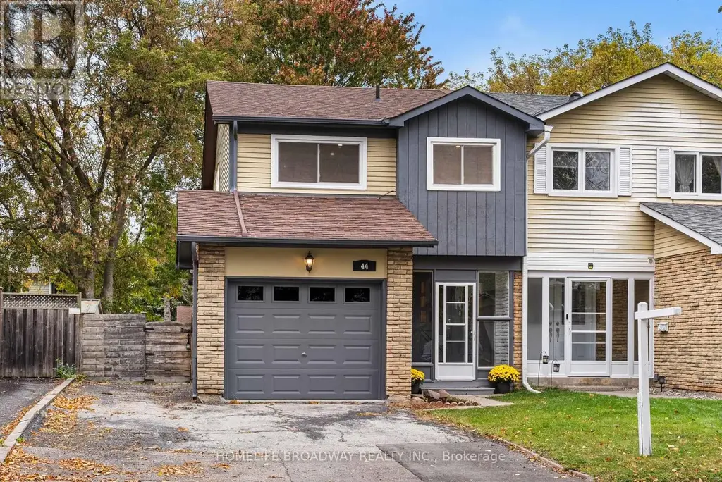 44 Hollyberry Trail, Toronto (Hillcrest Village)