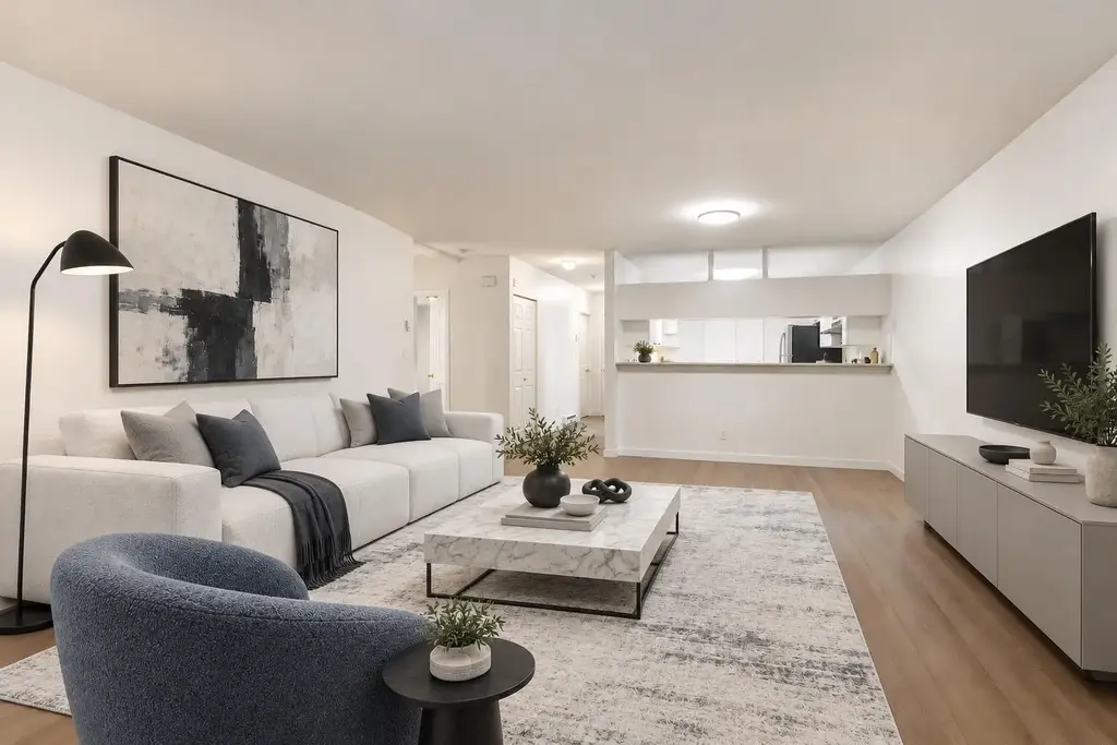 8 13660 84 Avenue, Surrey