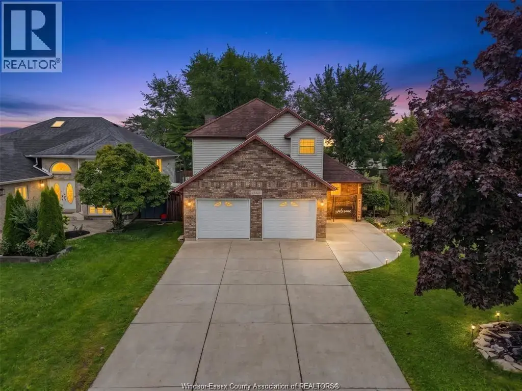 2920 Strawberry Drive, Tecumseh