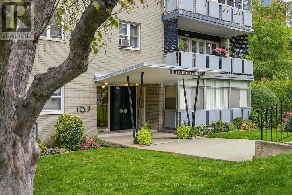 208 - 107 St. Joseph's Drive, Hamilton (Corktown)