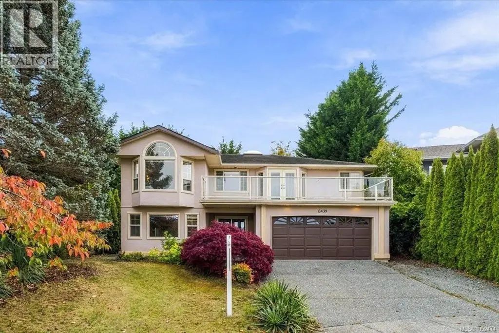 6439 Nidri Pl, Nanaimo