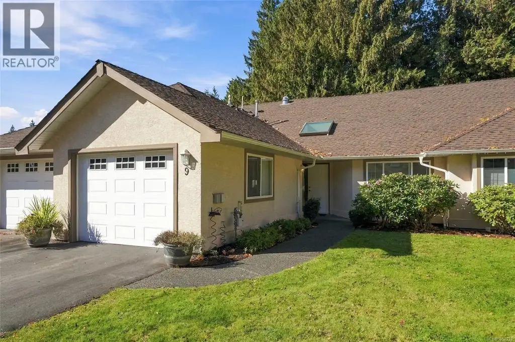 9 850 Arbutus St, Qualicum Beach