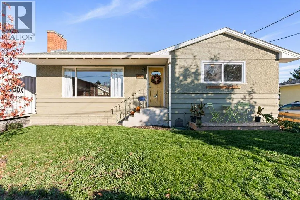 Photo of Listing #10403791
