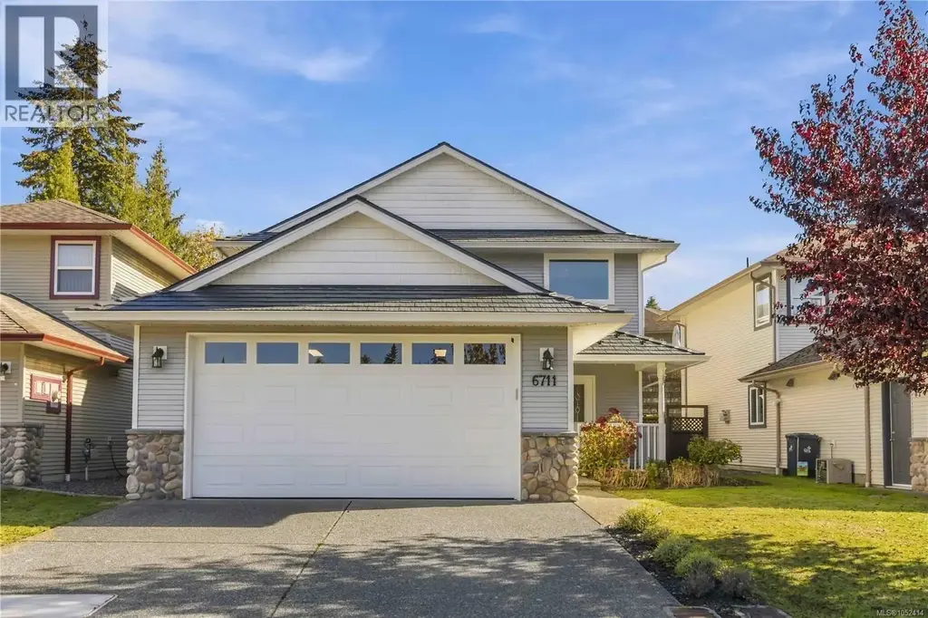 6711 Nott Pl, Sooke