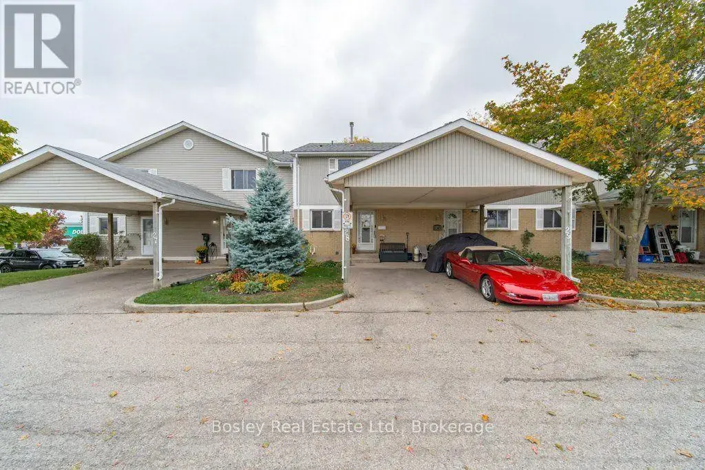 Unit 28 - 255 Northlake Drive, Waterloo