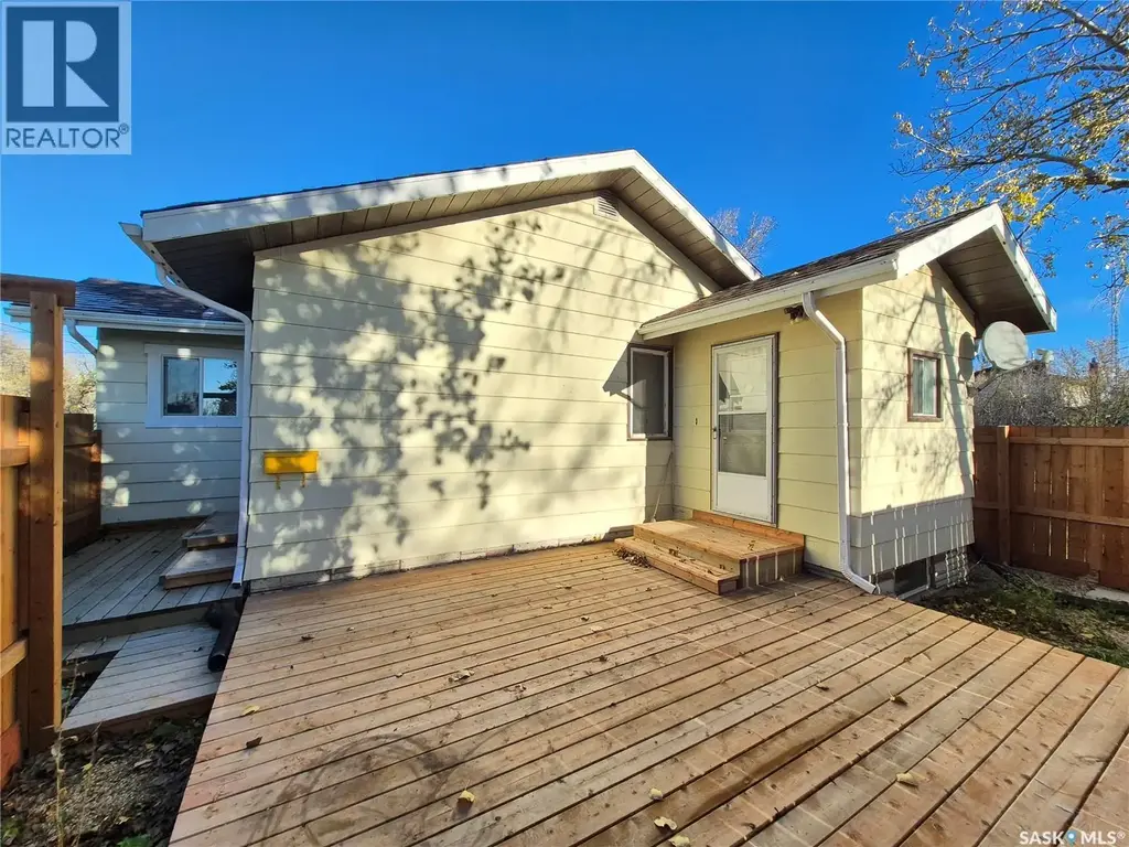 203 Loucks Street, Pangman